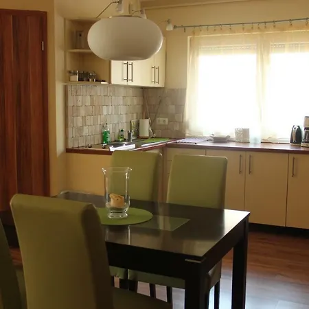 Apartamento Frida Apartman *